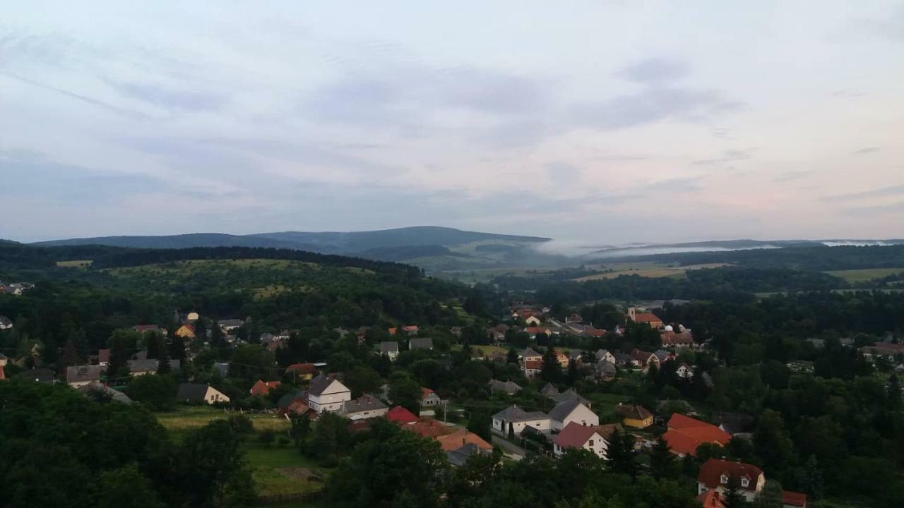 Bakonyi Mandala Haz Daire Bakonybél Dış mekan fotoğraf